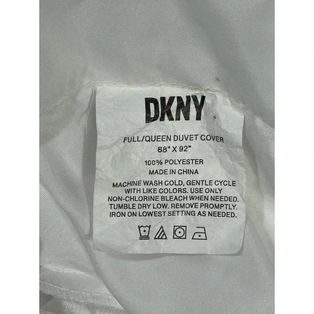 DKNY Soft Textured Solid White Duvet Cover Queen Full ‎ ,Buttons